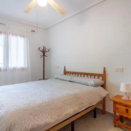 2 Bedroom Gorgeous In Apartment